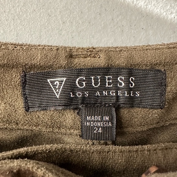 Guess Suede Shorts - Picture 3 of 3